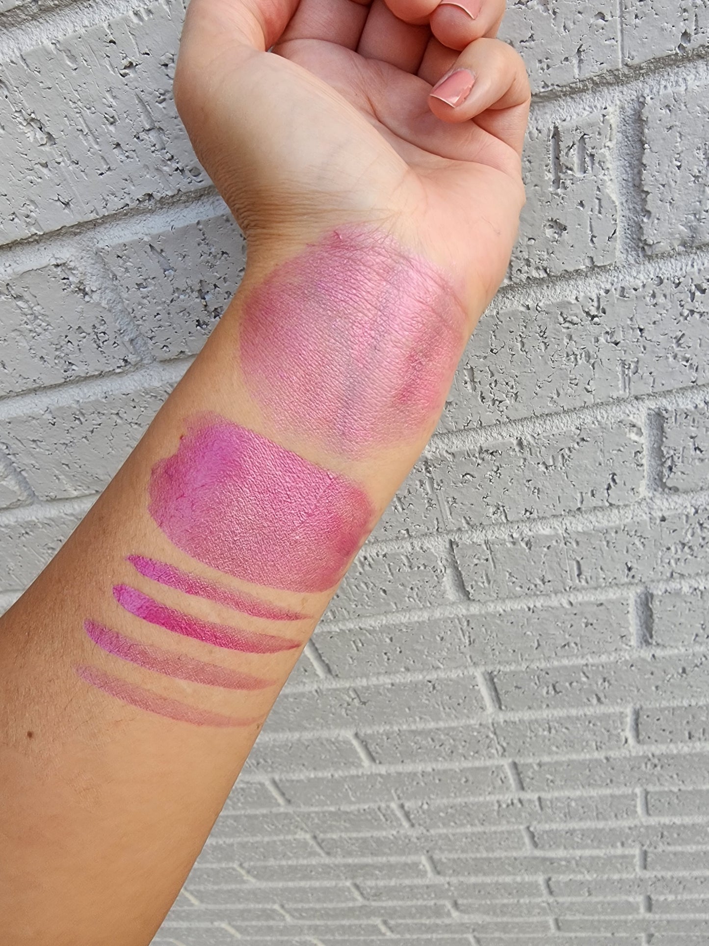 Carnation-Pink-METALLIC