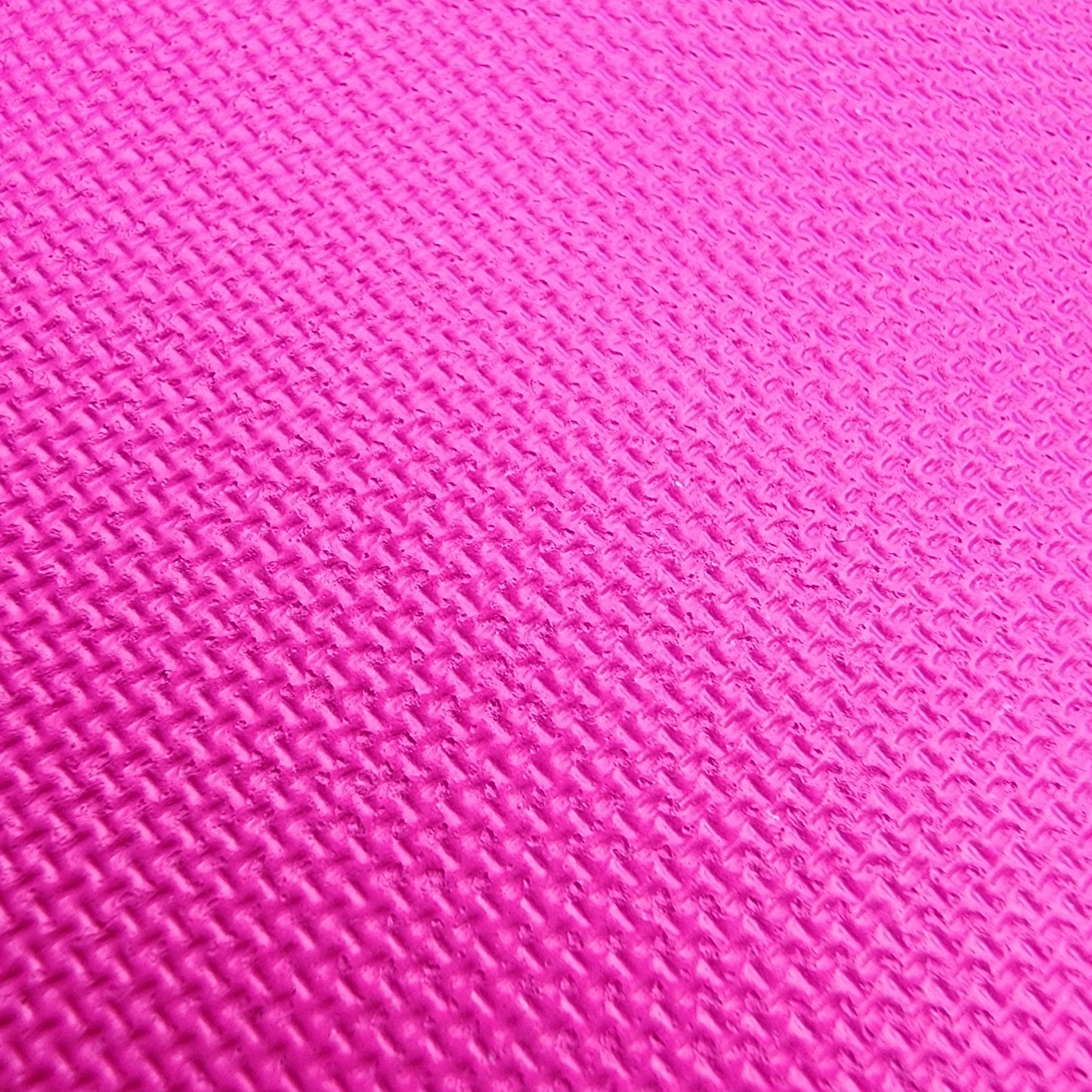 Dolly-Pink-NEON